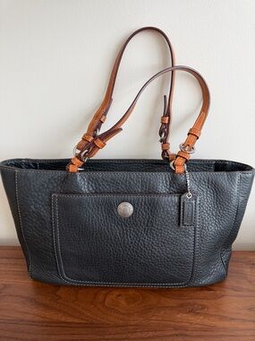 Vintage Coach Black Pebbled Leather Chelsea Tote with Tan Straps C05S-8E97